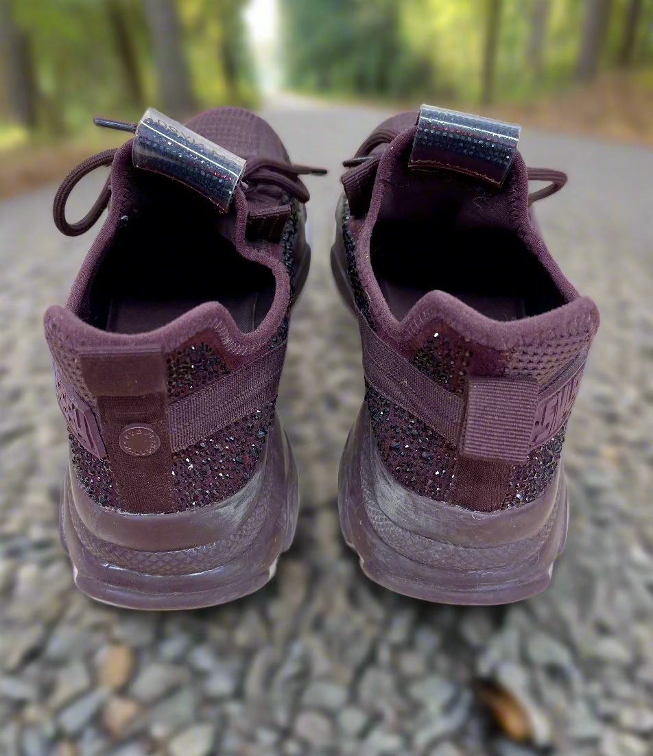 Women s Steve Madden Running Shoes Size 10 Goodwill Boutique Newmarket