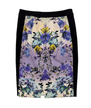Load image into Gallery viewer, Women’s Guess by Marciano Skirt, 0
