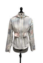 Load image into Gallery viewer, Women’s Lululemon Long Sleeve Light Jacket, 4
