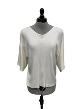 Load image into Gallery viewer, Women’s Uniqlo Short Sleeve Sweater, Small
