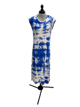 Load image into Gallery viewer, Women’s Calvin Klein Short Sleeve Dress, Size 2
