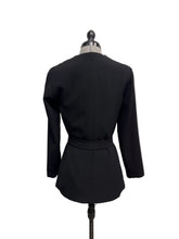 Load image into Gallery viewer, Women’s Adrienne Vittadini Long Sleeve Blazzer, Small
