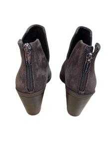 Women’s Vince Camuto Ankle Boots, Size 8.5M