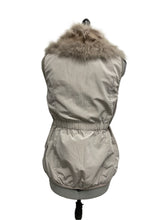 Load image into Gallery viewer, Women’s Enrico Coveri Vest, Small

