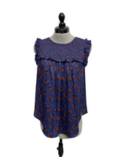 Load image into Gallery viewer, Women’s Loft Sleeveless Blouse, Small
