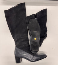 Load image into Gallery viewer, Women’s AquaTalia Boots, 9
