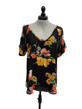 Load image into Gallery viewer, Women’s Sienna Sky Short Sleeve Blouse, Large
