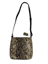 Load image into Gallery viewer, Women’s Danier Purse
