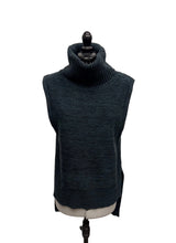 Load image into Gallery viewer, Women’s Banana Republic Sleeveless Sweater, Small
