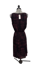 Load image into Gallery viewer, Women’s Banana Republic Sleeveless Dress, 12
