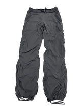 Load image into Gallery viewer, Women’s Lululemon Track Pants, 6
