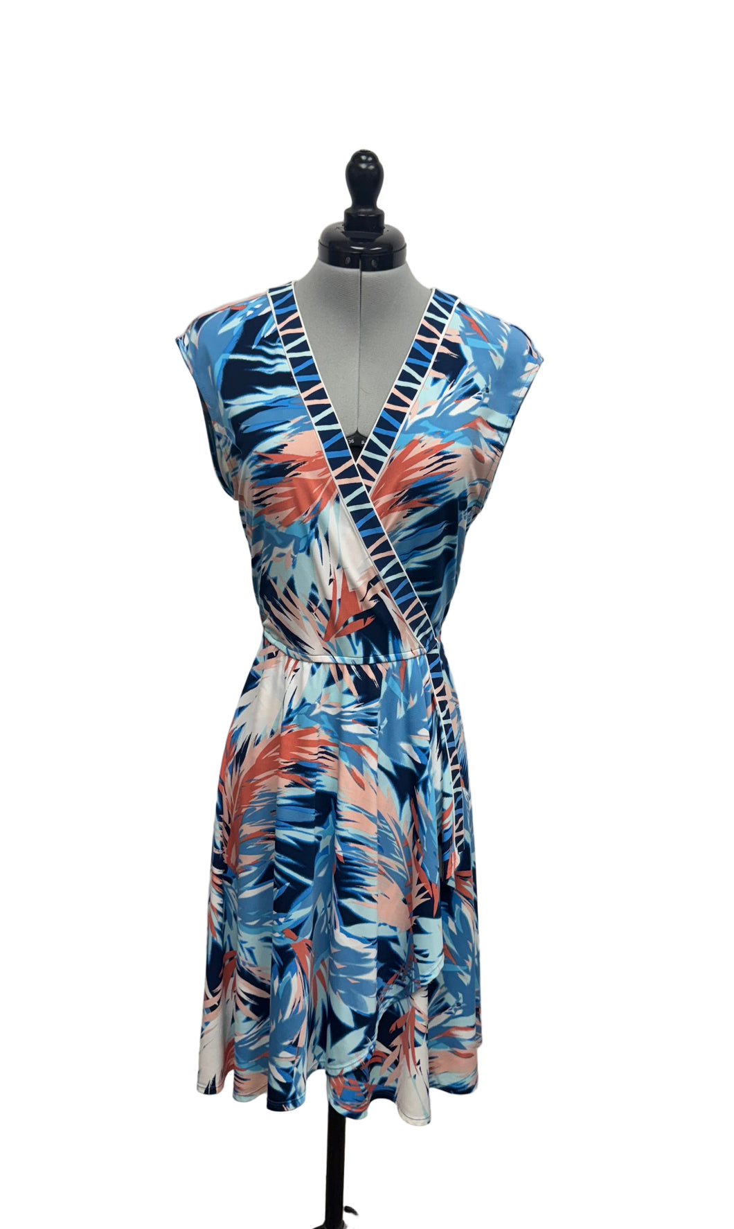 Women’s BCBG Sleeveless Dress, Medium