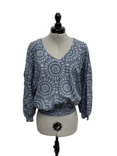 Load image into Gallery viewer, Women’s Ark Long Sleeve Blouse, Medium
