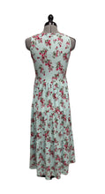 Load image into Gallery viewer, Women’s Jessica Simpson Sleeveless Dress, Small

