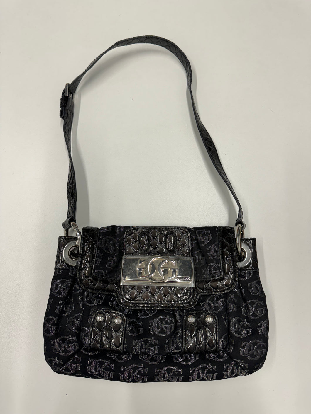 Women’s Guess Purse