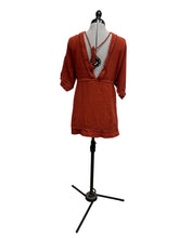 Load image into Gallery viewer, Women’s Abercrombie &amp; Fitch Short Sleeve Top, O/S
