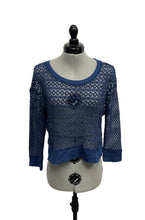 Load image into Gallery viewer, Women’s Abercrombie &amp; Fitch Long Sleeve Top, Medium
