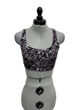 Load image into Gallery viewer, Women’s Lululemon Sports Bra, Size 6
