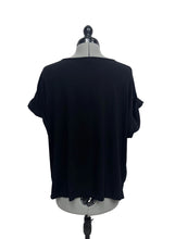 Load image into Gallery viewer, Women’s Vince Camuto Sleeveless Blouse, Large
