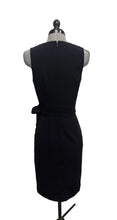 Load image into Gallery viewer, Women’s H&amp;M Sleeveless Dress,2
