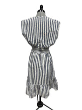 Load image into Gallery viewer, Women’s Buffalo David Bitton Sleeveless Dress, Small
