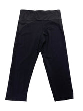 Load image into Gallery viewer, Women’s Chantelle Leggings, Medium
