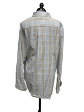 Load image into Gallery viewer, Men’s VICTORINOX Long Sleeve Dress Shirt, XXL
