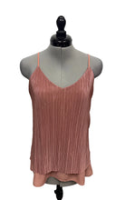 Load image into Gallery viewer, Women’s RW &amp; Co Sleeveless Blouse, Small
