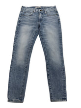 Load image into Gallery viewer, Women’s Fidelity Jeans, 26

