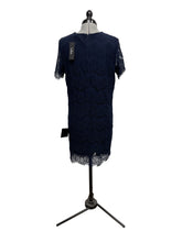 Load image into Gallery viewer, Women’s Lulu&#39;s Short Sleeve Dress, Large
