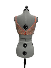 Load image into Gallery viewer, Women’s La Femme Sleeveless Top, Size 6
