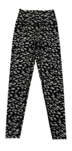 Load image into Gallery viewer, Women’s Aerie Leggings, Small
