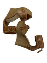 Load image into Gallery viewer, Women’s Guess Shoes, Size 6M
