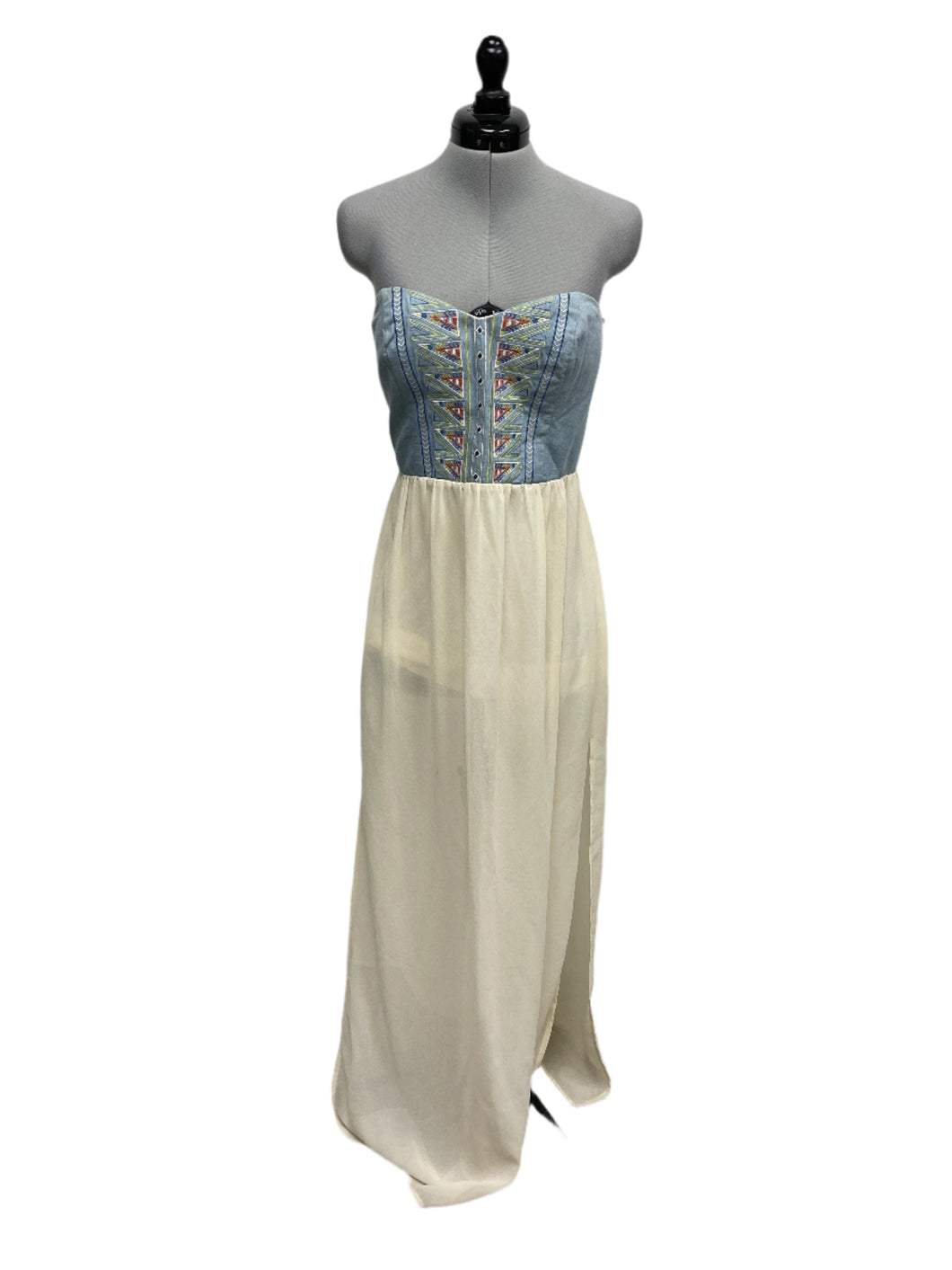 Women’s Lush Sleeveless Dress, Medium