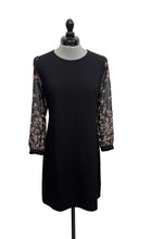 Load image into Gallery viewer, Women’s Karl Lagerfeld Long Sleeve Dress, 6
