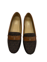Load image into Gallery viewer, Women’s Michael Kors Loafers, 7.5
