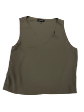 Load image into Gallery viewer, Women’s Babaton Sleeveless Blouse, Extra Small
