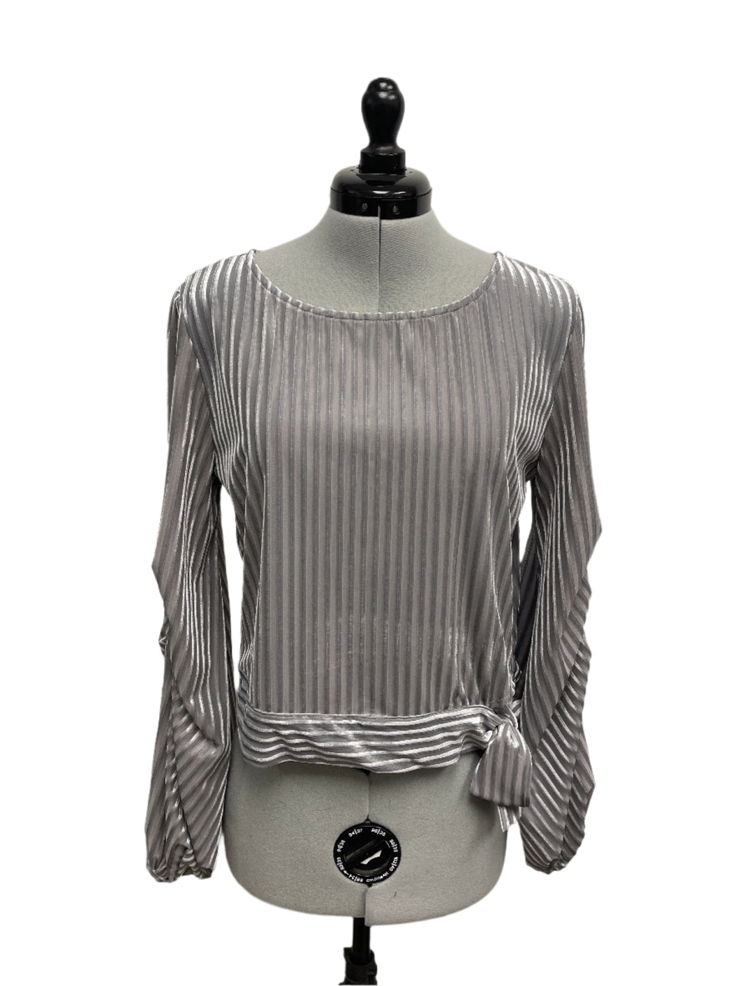 Women’s She + Sky Long Sleeve Top, Small
