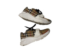 Load image into Gallery viewer, Women’s Burberry Sneakers, 37
