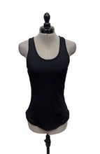 Load image into Gallery viewer, Women’s Under Armour Sleeveless Top, Medium
