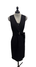Load image into Gallery viewer, Women’s H&amp;M Sleeveless Dress,2
