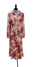 Load image into Gallery viewer, Women’s Zara Long Sleeve Blouse and Skirt, Large
