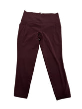 Load image into Gallery viewer, Women’s Athleta Capri Leggings, Medium
