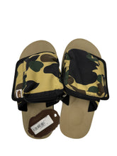 Load image into Gallery viewer, Women’s A BATHING APE x Suicoke Sandals, 36
