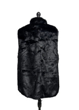 Load image into Gallery viewer, Women’s Chico Sleeveless Vest, 2
