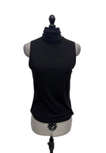 Load image into Gallery viewer, Women’s Vince. Sleeveless Top, Small

