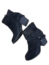 Load image into Gallery viewer, Women’s Fergalicious by Fergie Boots, Size 6M
