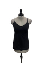 Load image into Gallery viewer, Women’s Lululemon Sleeveless Top, size 6
