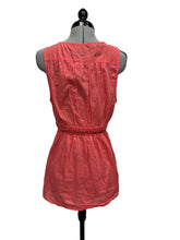 Load image into Gallery viewer, Women’s Mauigata Sleeveless Top, Medium
