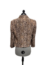 Load image into Gallery viewer, Women’s Zara Long Sleeve Blazer, Medium
